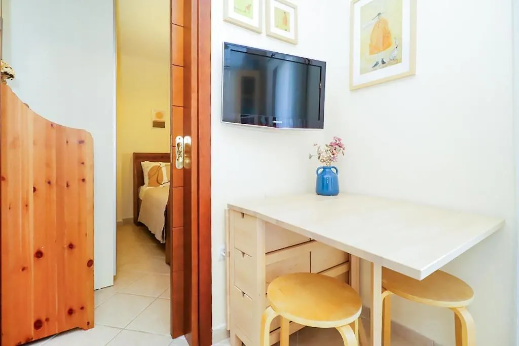 Apartment Petra Afytos Holiday