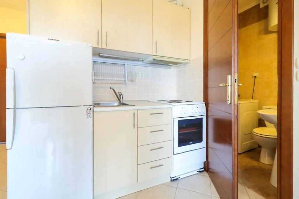 Apartment Petra Afytos Holiday